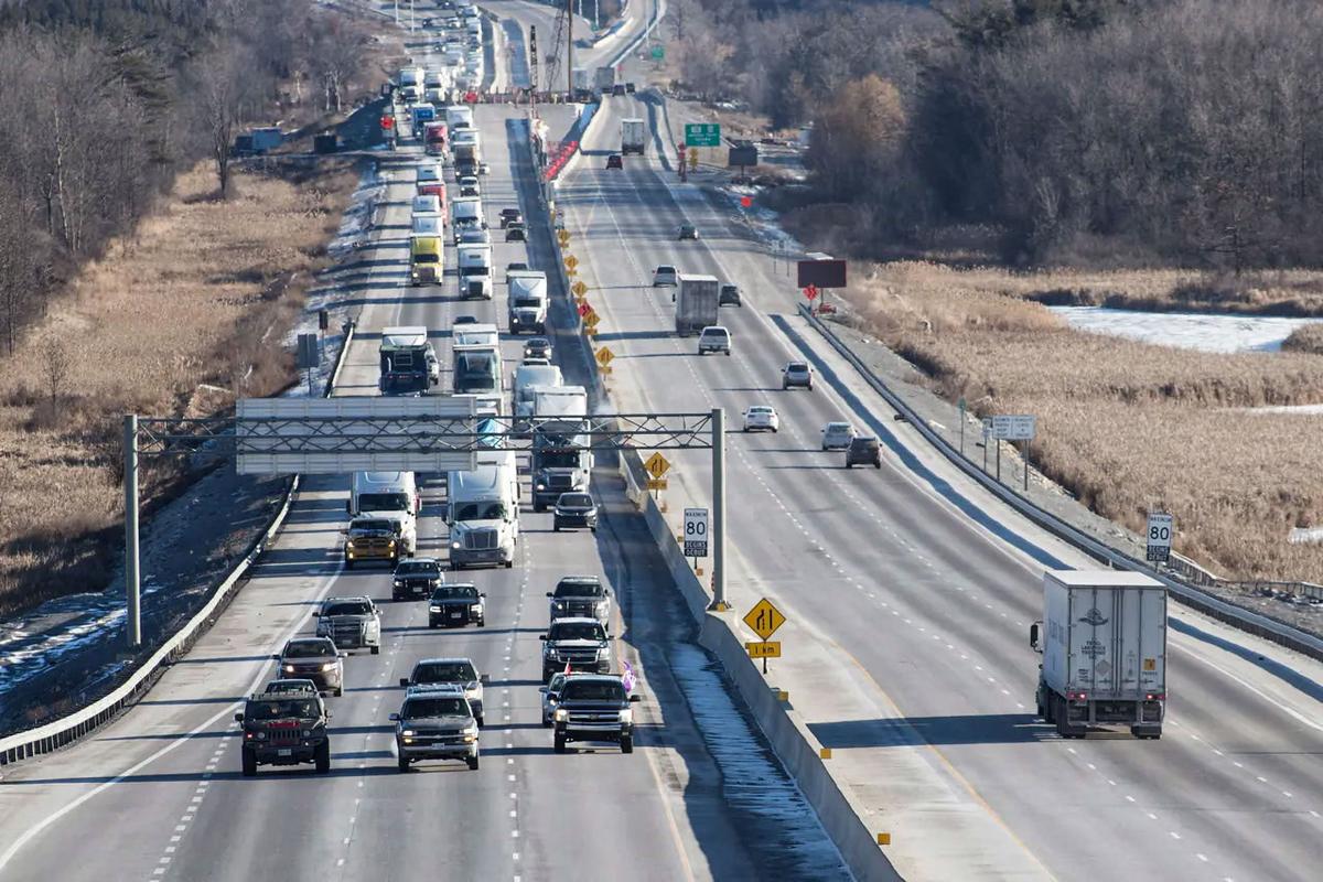 Ontario Considers Increasing Speed Limits on Additional Sections of 400-Series Highways