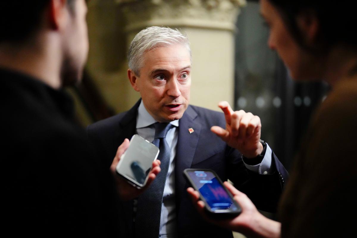 Industry Minister Echoes Shopify Calls to Boost Ambition in Canada