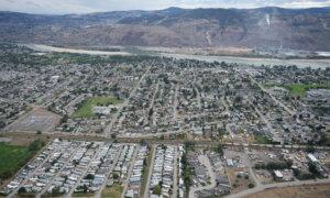 Kamloops RCMP Seeking Man Who Swam Away From Scene of ATM Robbery