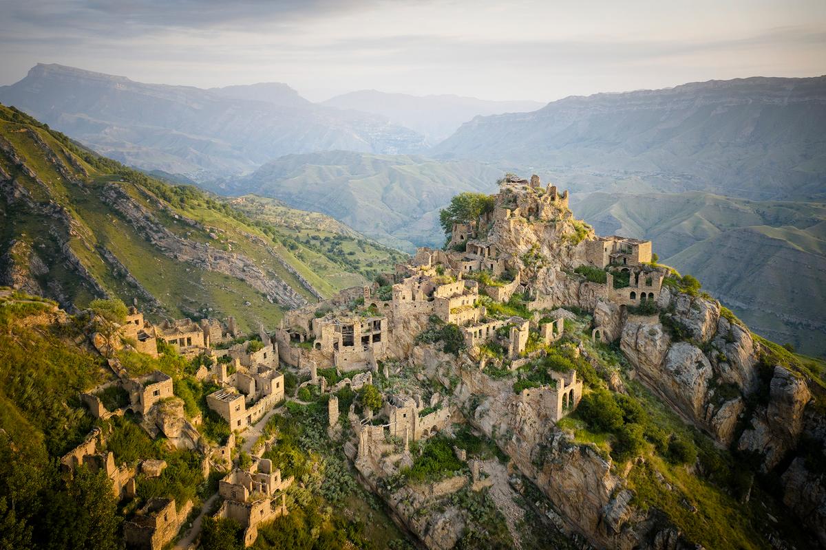 Ruins of Ancient Village Thousands of Years Old Stand on Steep Mountain Peak—Here’s Who Built Them