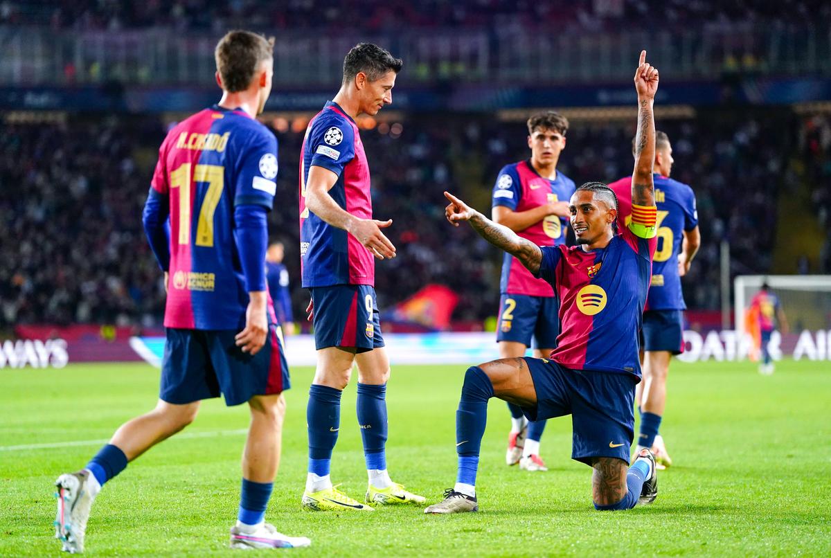 Barcelona Beats Bayern Munich, Manchester City Rolls in Champions League