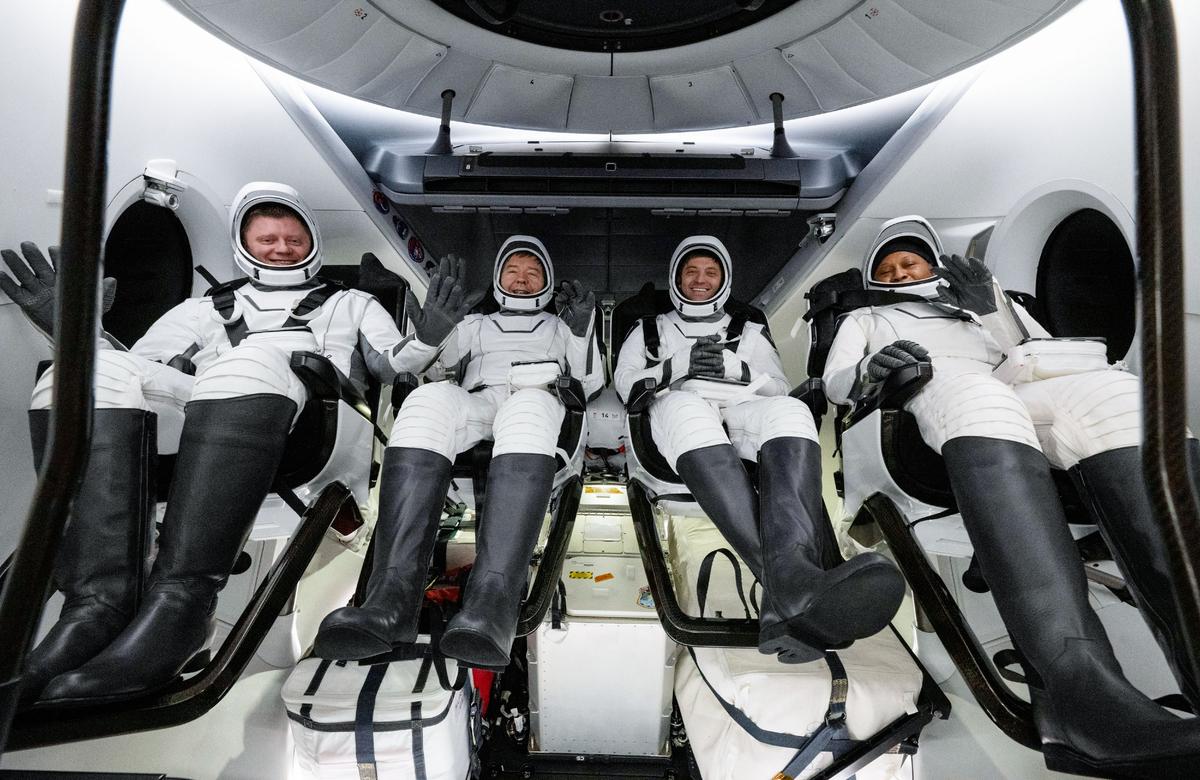 NASA Astronaut Is Released From Hospital After Returning From Space