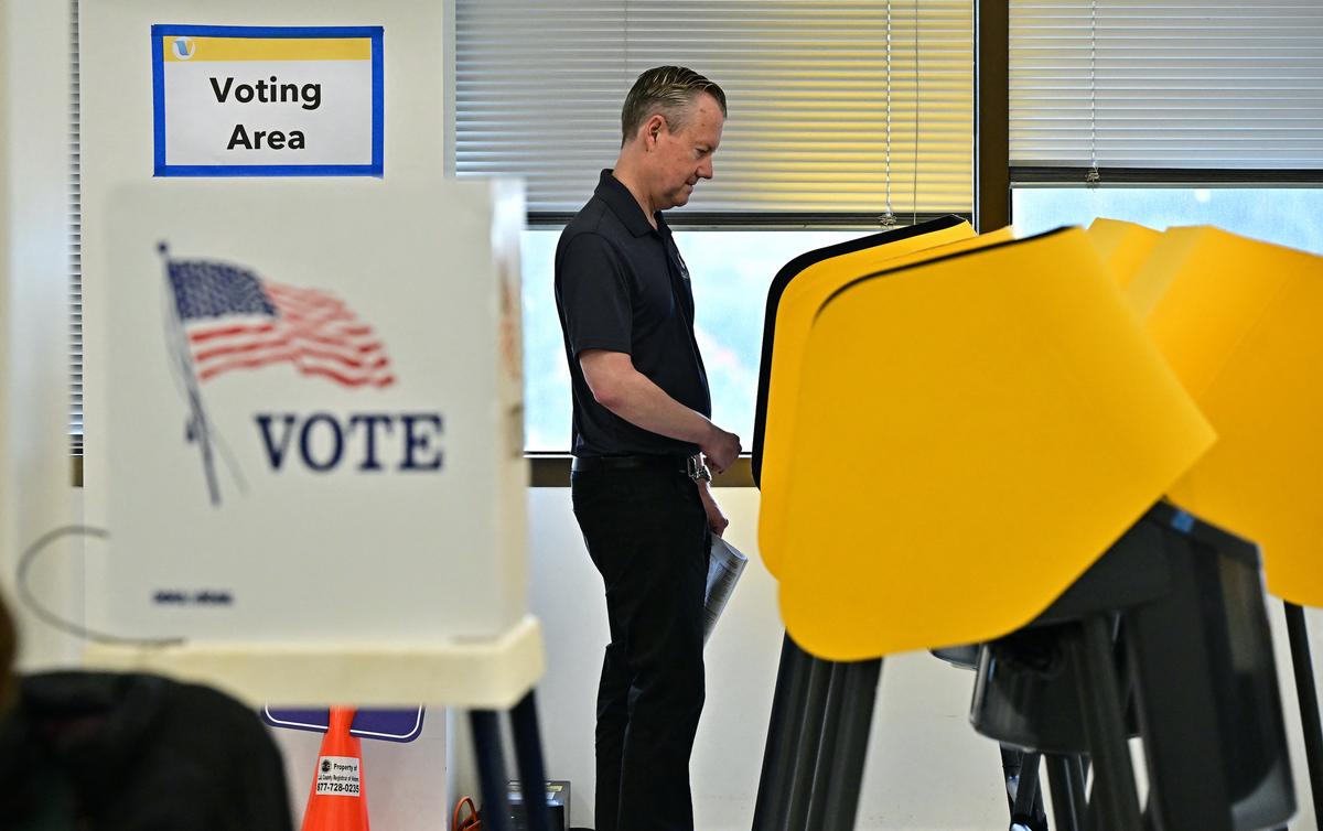 Hundreds More Vote Centers Open Across Southern California