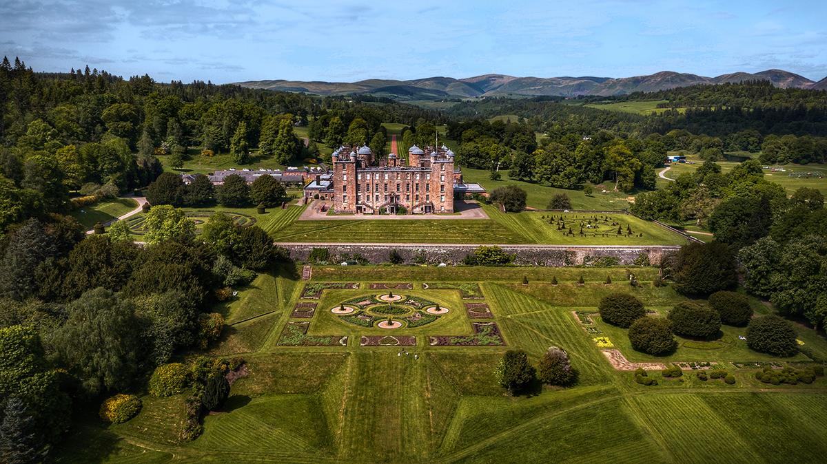 ‘Pink Palace’: The Heart of Scotland’s Drumlanrig Castle