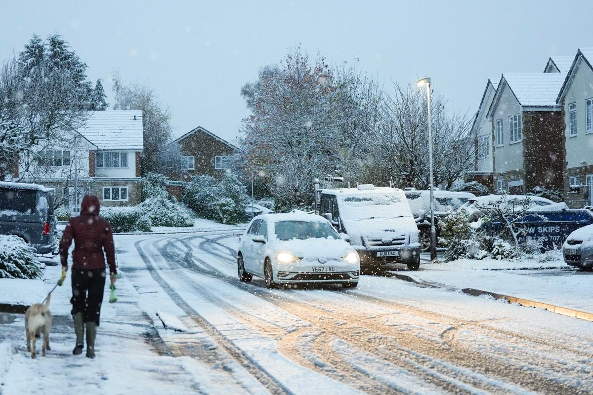 Met Office Issues Severe Weather Warnings as Snow Hits UK in ‘First Taste of Winter’