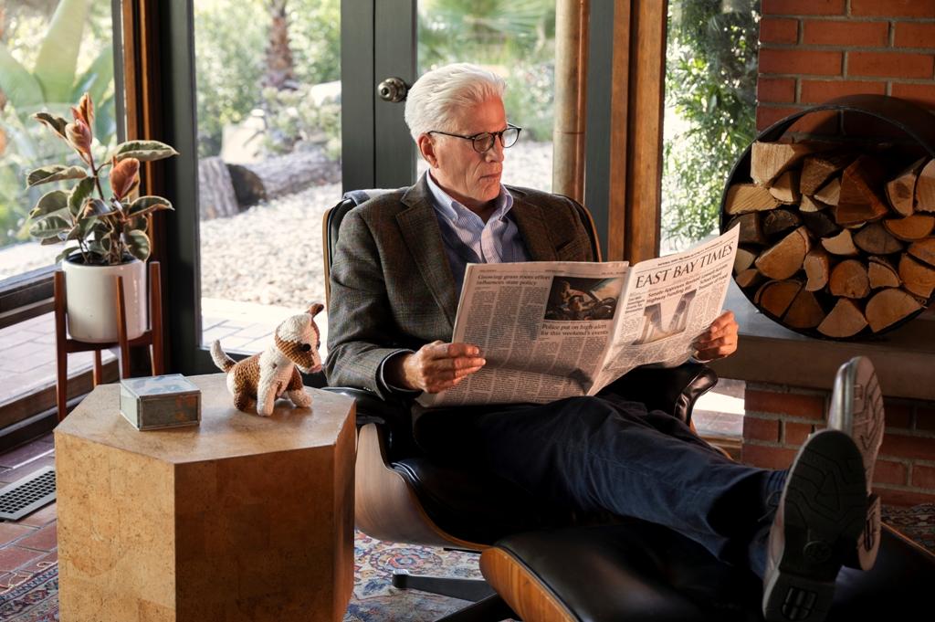 Charles (Ted Danson) takes a job as an undercover agent, in "A Man on the Inside." (Netflix)