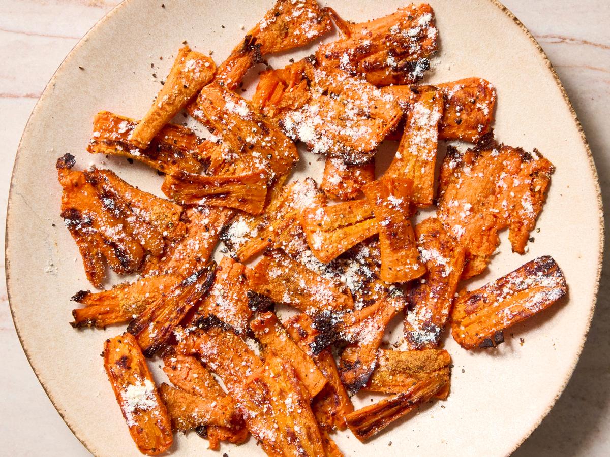 2-Ingredient Parmesan Smashed Carrots Transform the Humble Vegetable