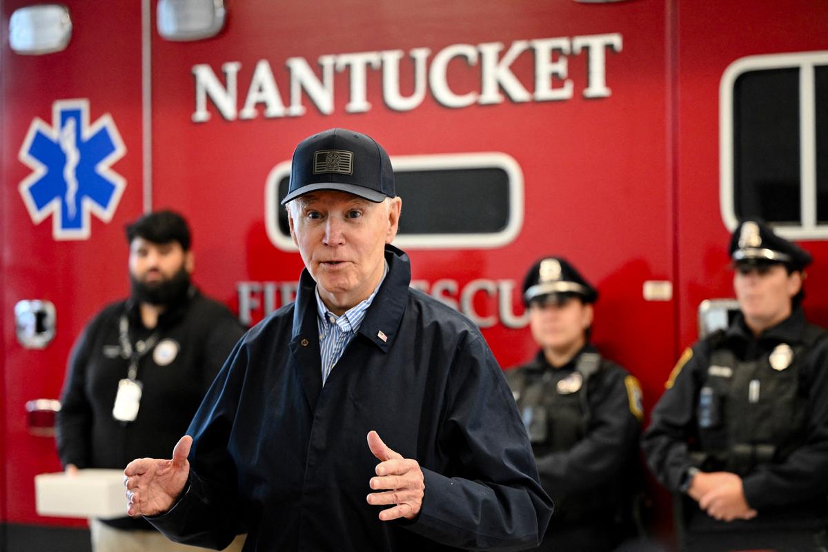 Biden Urges Trump to Reconsider Tariffs Against Canada, Mexico