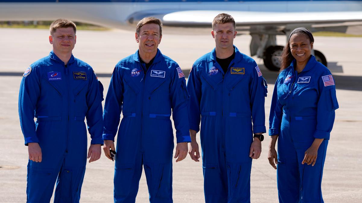 NASA Astronauts Won’t Say Which One of Them Got Sick After Almost 8 Months in Space