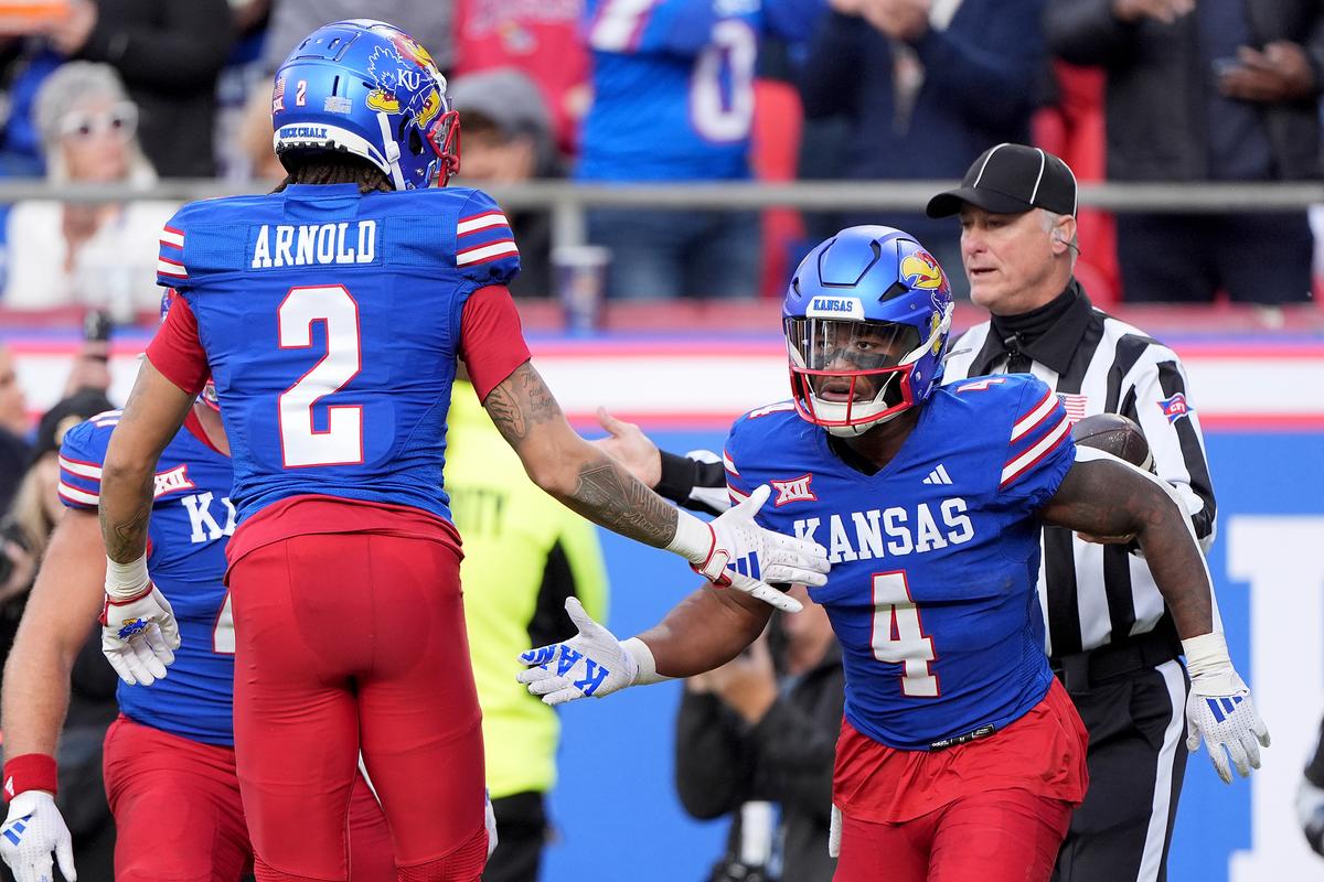 Devin Neal Scores 4 Times, Kansas Beats No. 16 Colorado 37–21 as Buffs’ Big 12 Title Hopes Take Hit