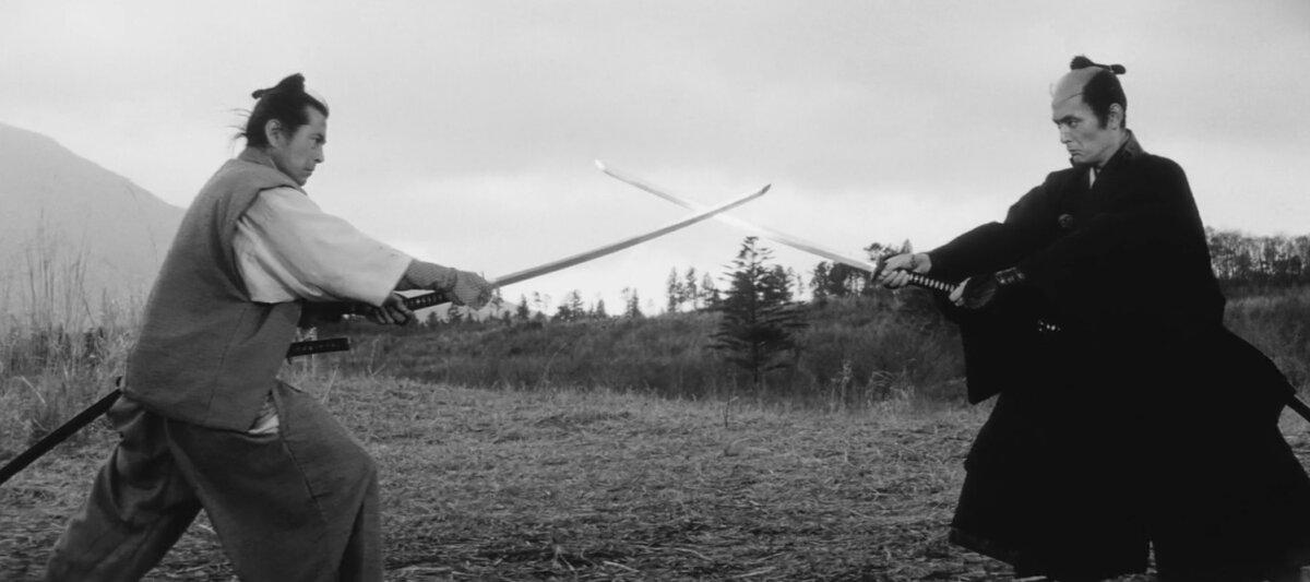 Isaburo Sasahara (Toshiro Mifune, L) and Tatewaki Asano (Tatsuya Nakadai), in “Samurai Rebellion.” (CJ ENM)