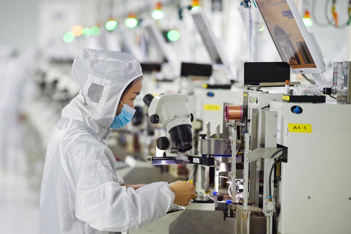 US Launches New Trade Probe Into Chinese Legacy Chips