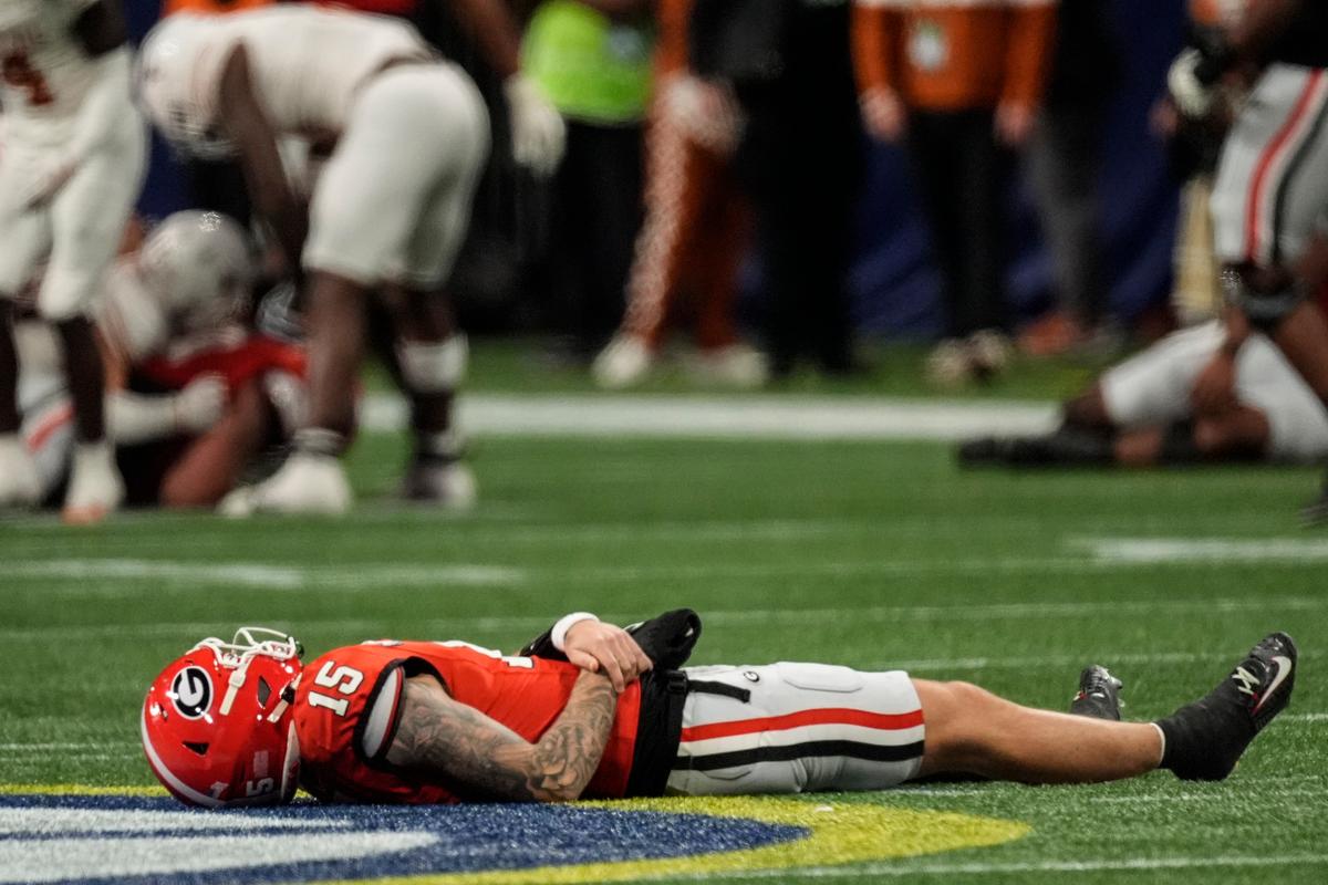 Georgia QB Carson Beck Returns From Hand Injury for Final Snap in SEC Championship OT Win Over Texas