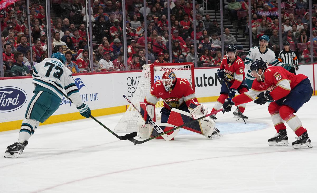 Tkachuk Scores 2 More Goals, Panthers Stay Hot With 3–1 Win Over Sharks