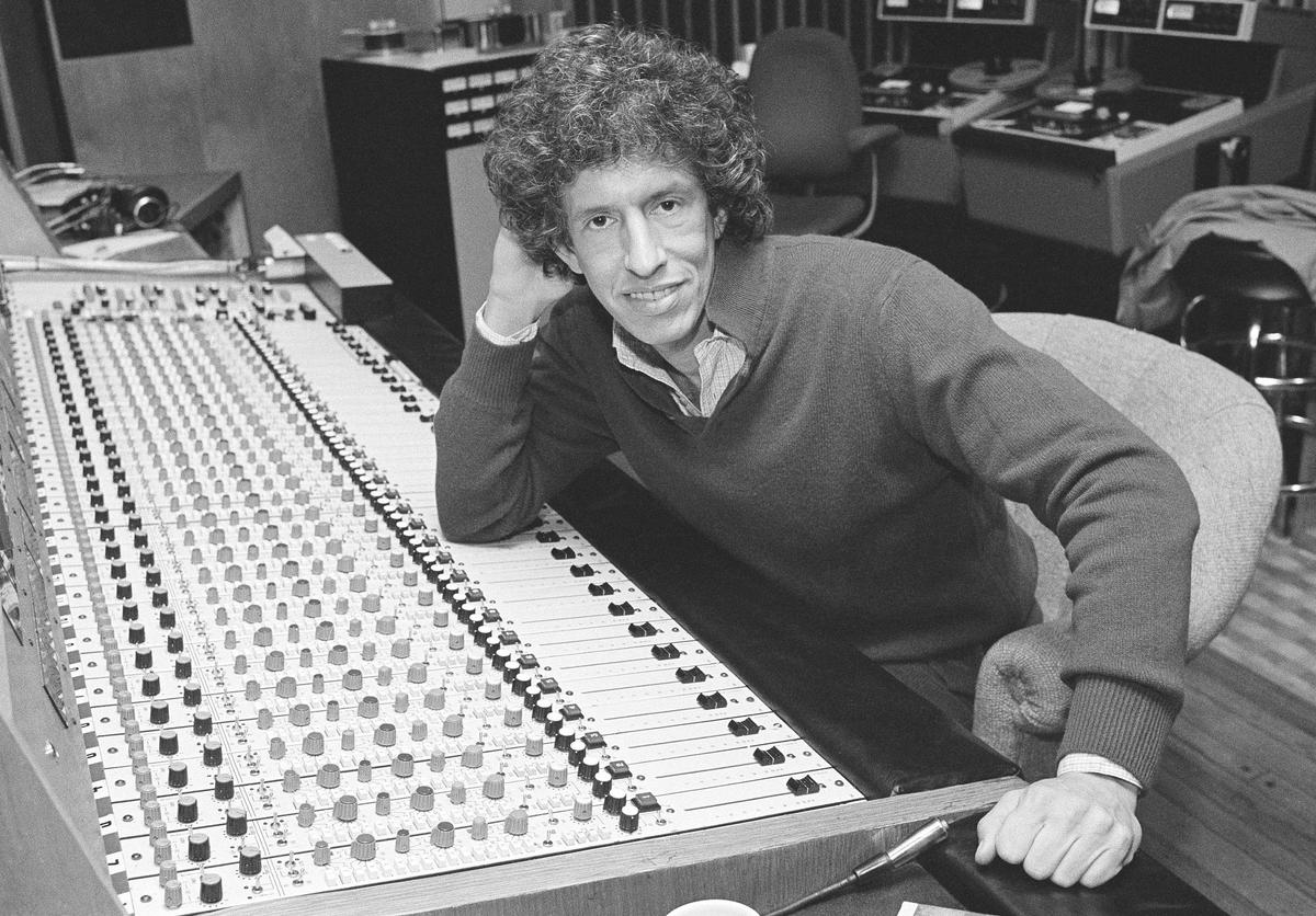 Music Producer Richard Perry, Beatles’ Friend, Dies at 82