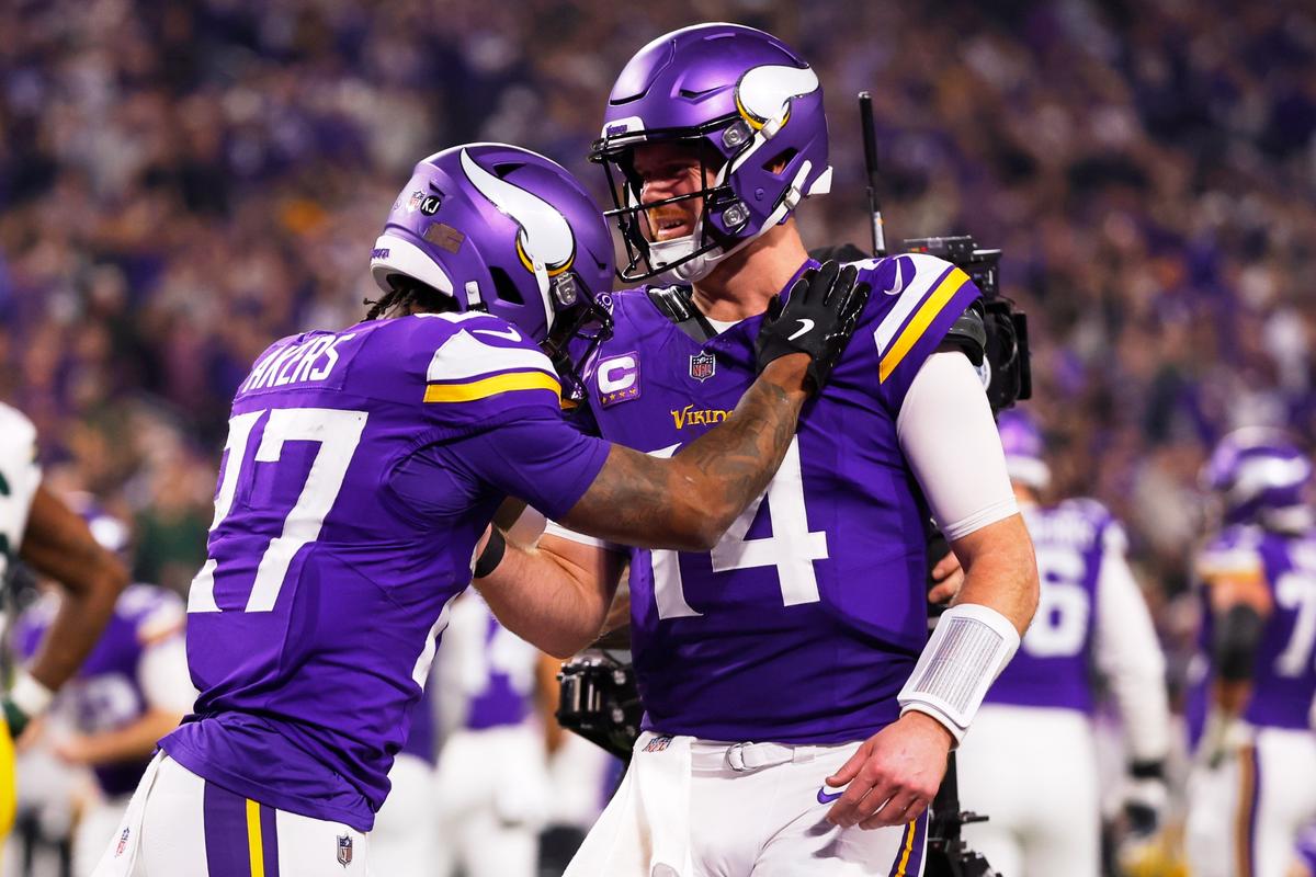 Darnold Gives Vikings Another Gem With Career-High 377 Yards in 27–25 Win Over Packers