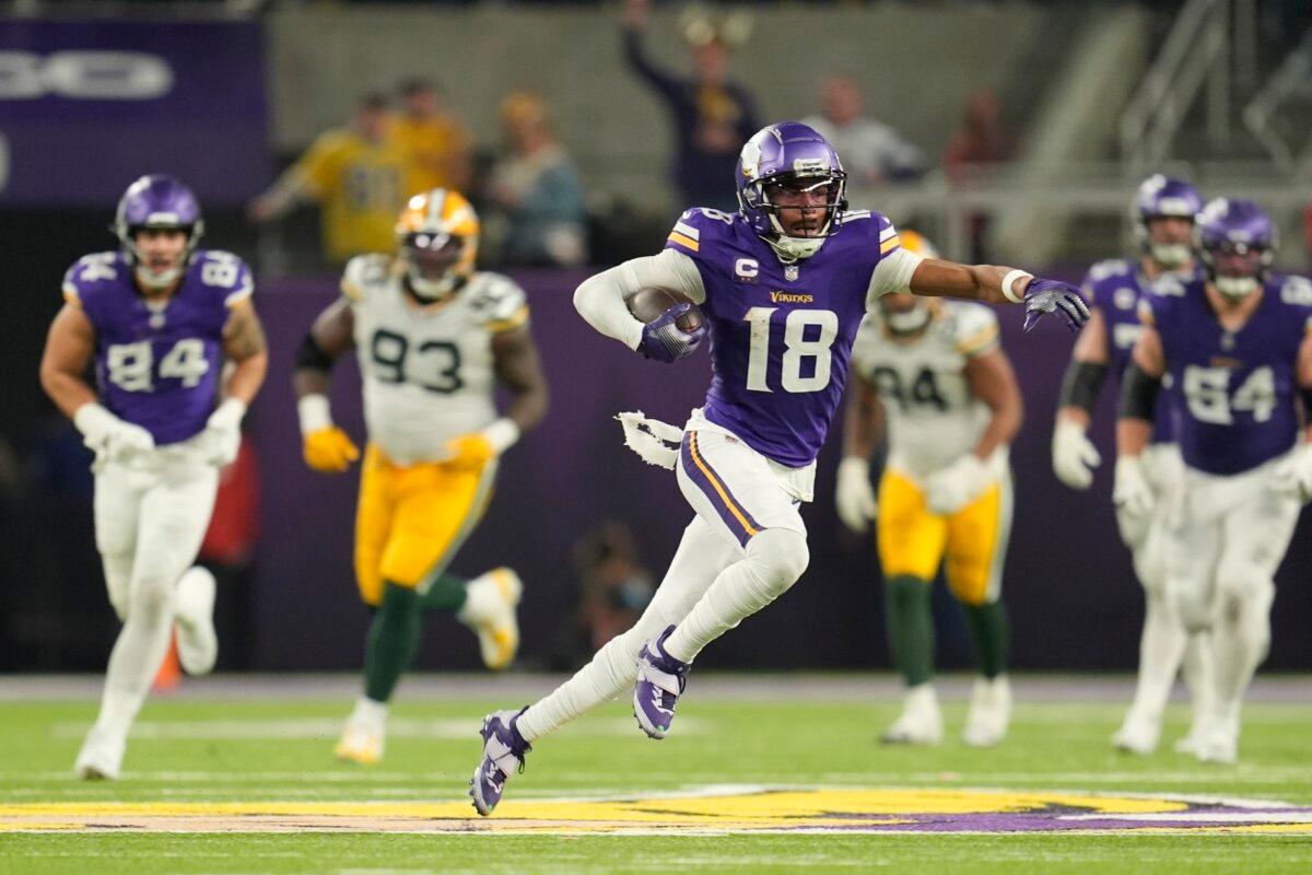 Minnesota Vikings' Justin Jefferson catches a pass for a first down during the second half of an NFL football game against the Green Bay Packers in Minneapolis on Dec. 29, 2024. (Abbie Parr/AP Photo)