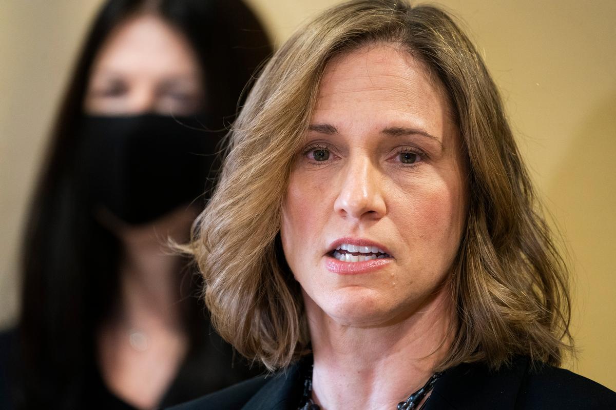 Prosecutor’s Review Finds New Suspects in 1996 Double Killing and No Ties to Man Tried 5 Times