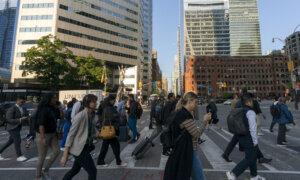 Scam-Blasting ‘Cell Tower’ in a Backpack Catches Canada Off Guard