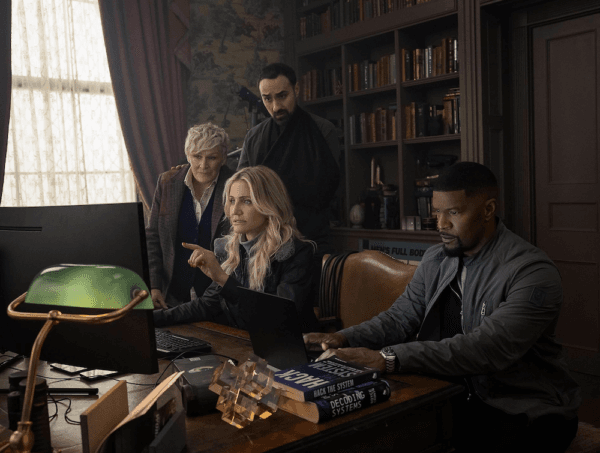 (L–R) Ginny (Glenn Close), Emily (Cameron Diaz), Nigel (Jamie Demetriou), and Matt (Jamie Foxx), in "Back in Action." (Chernin Entertainment)