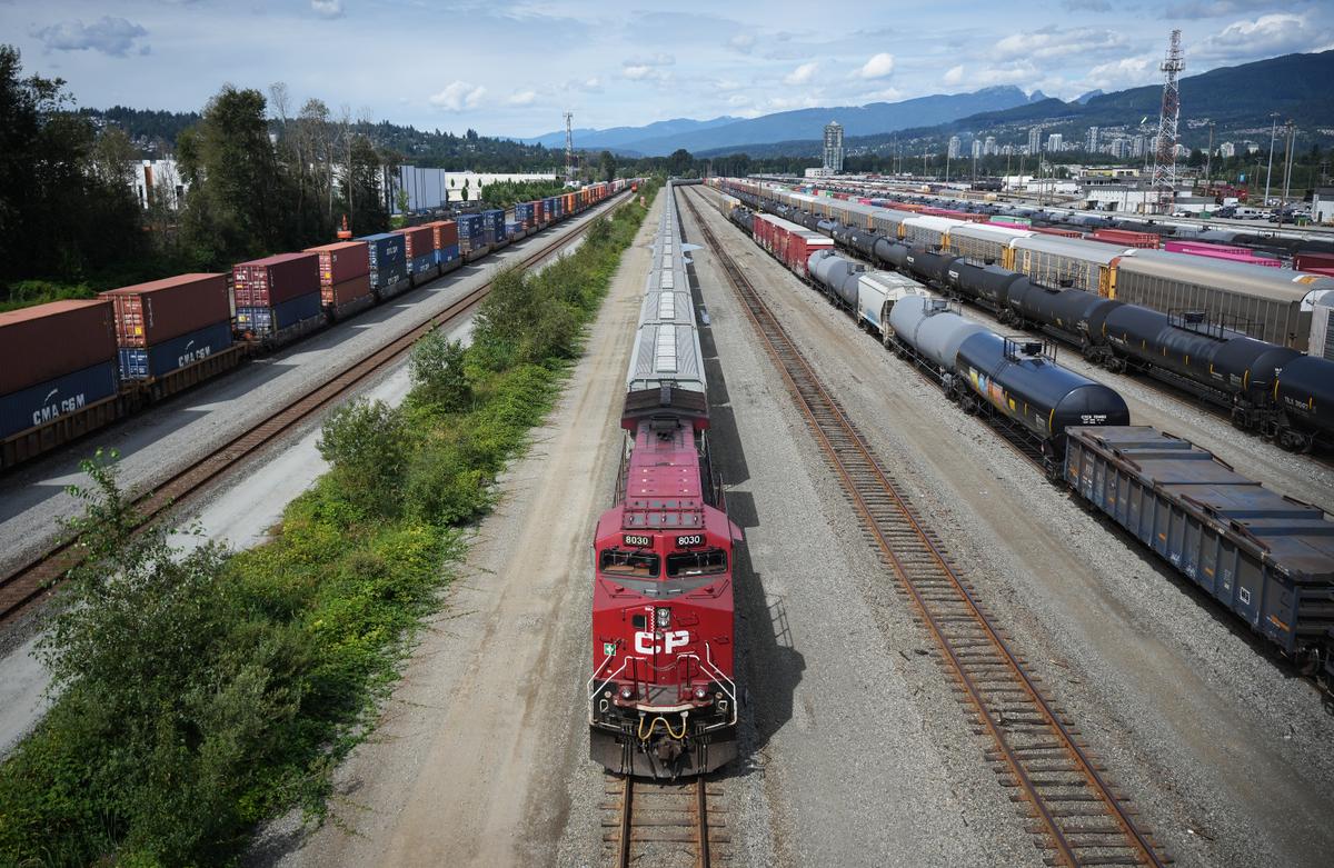 Canadian Pacific CEO Forecasts ‘Exceptional Growth’ in Trade, Despite Tariff Threat
