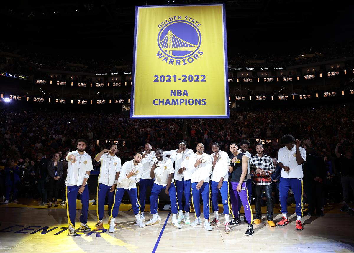 Tim Roye Celebrates 30 Years as Radio Voice of NBA Warriors