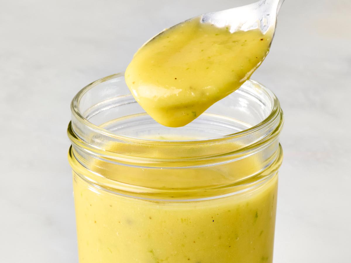 My ‘House Dressing’ Is So Good I Make It Weekly