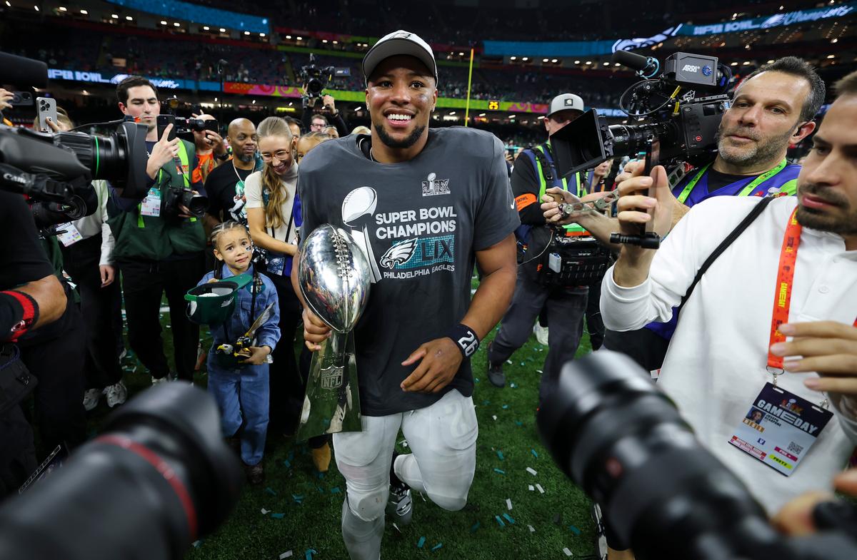 Saquon Barkley Buys His Offensive Linemen Trucks of Beer