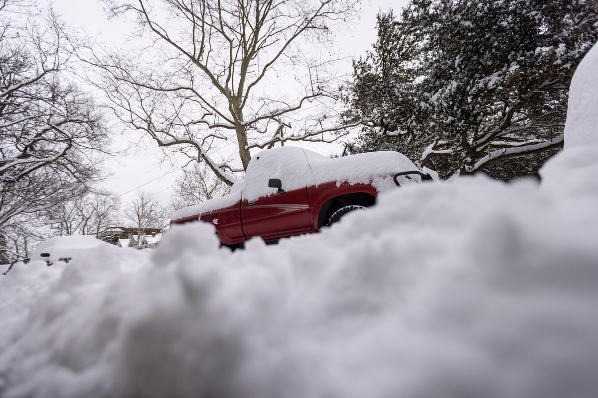 Snowy Roads Lead to Hundreds of Virginia and North Carolina Crashes as Arctic Air Brings Record Cold