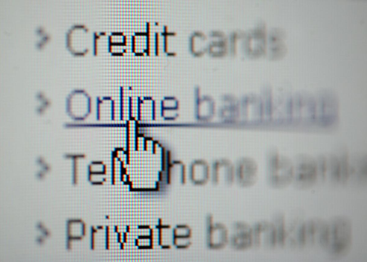 Online Banking Issues Hit Customers on Payday for 2nd Month in a Row