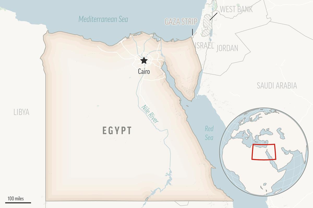 10 Dead in Building Collapse in Egypt