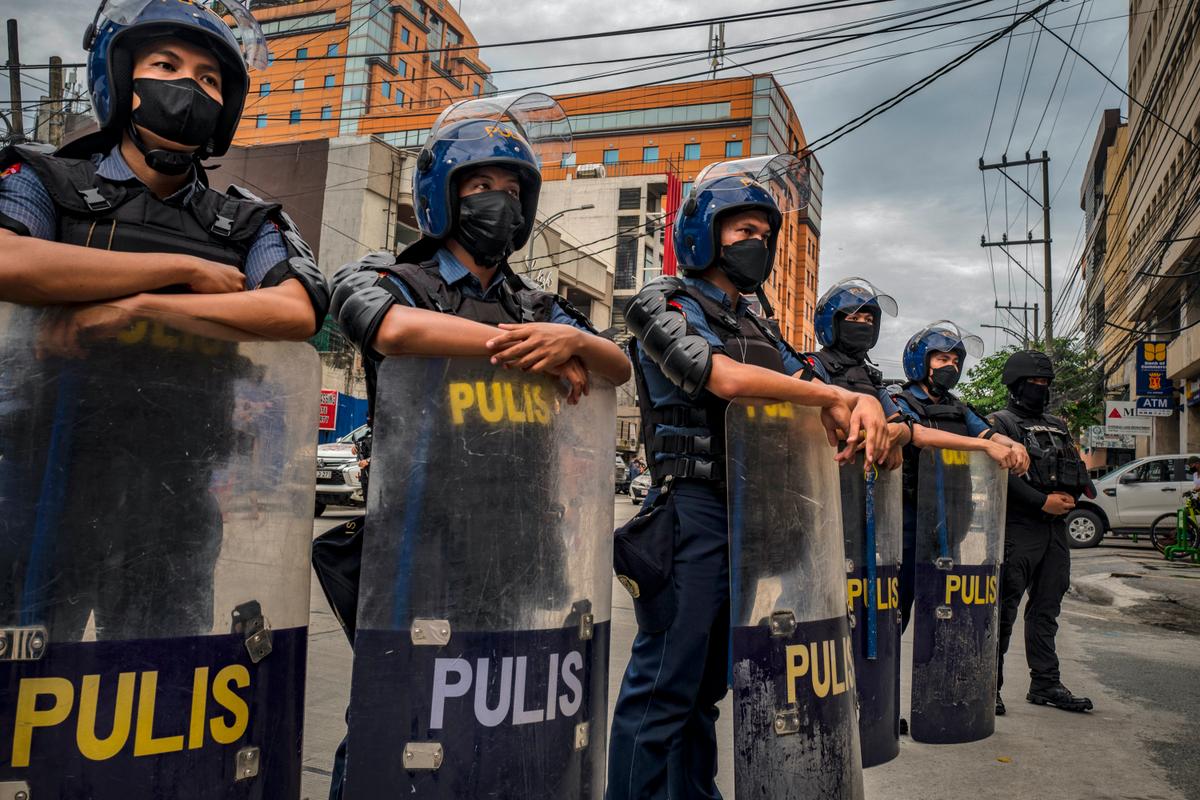 Philippine Authorities Probe Donations by Suspected Chinese Spies