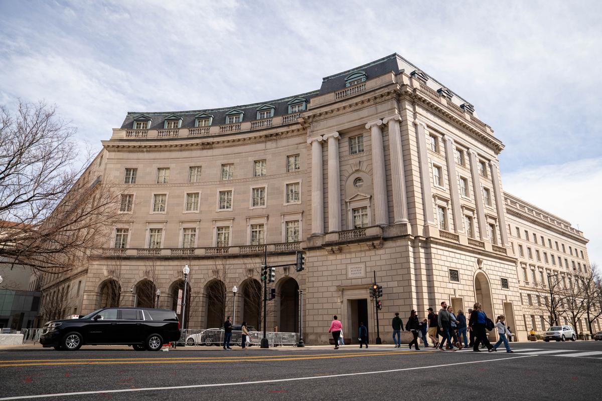 IRS Says Over $1 Billion in Tax Refunds Unclaimed, Urges Taxpayers to Check Eligibility