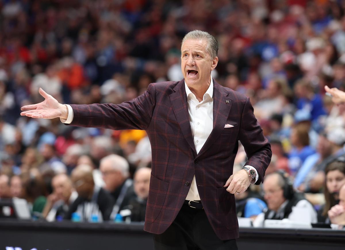Arkansas Coach Returns to Familiar Situation as NCAA Tournament Begins
