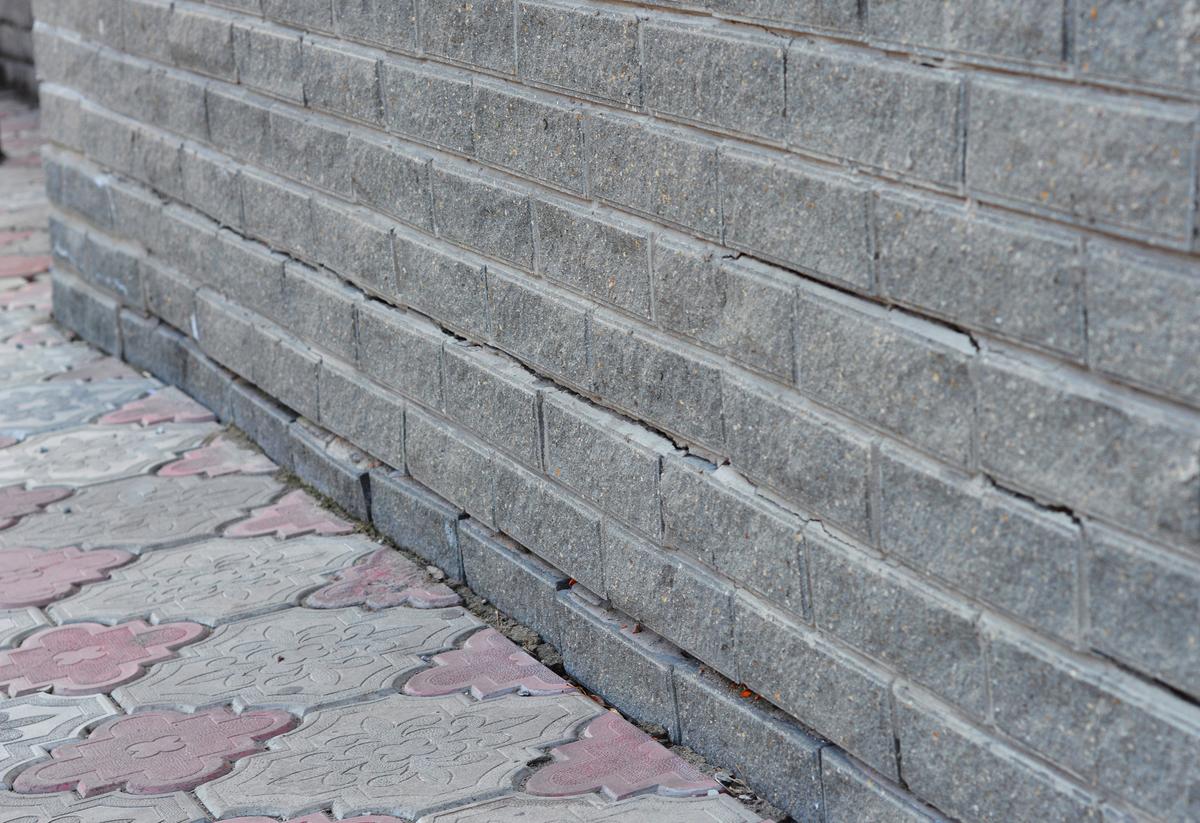 Ask Angi: What Foundation Red Flags Should I Look For?