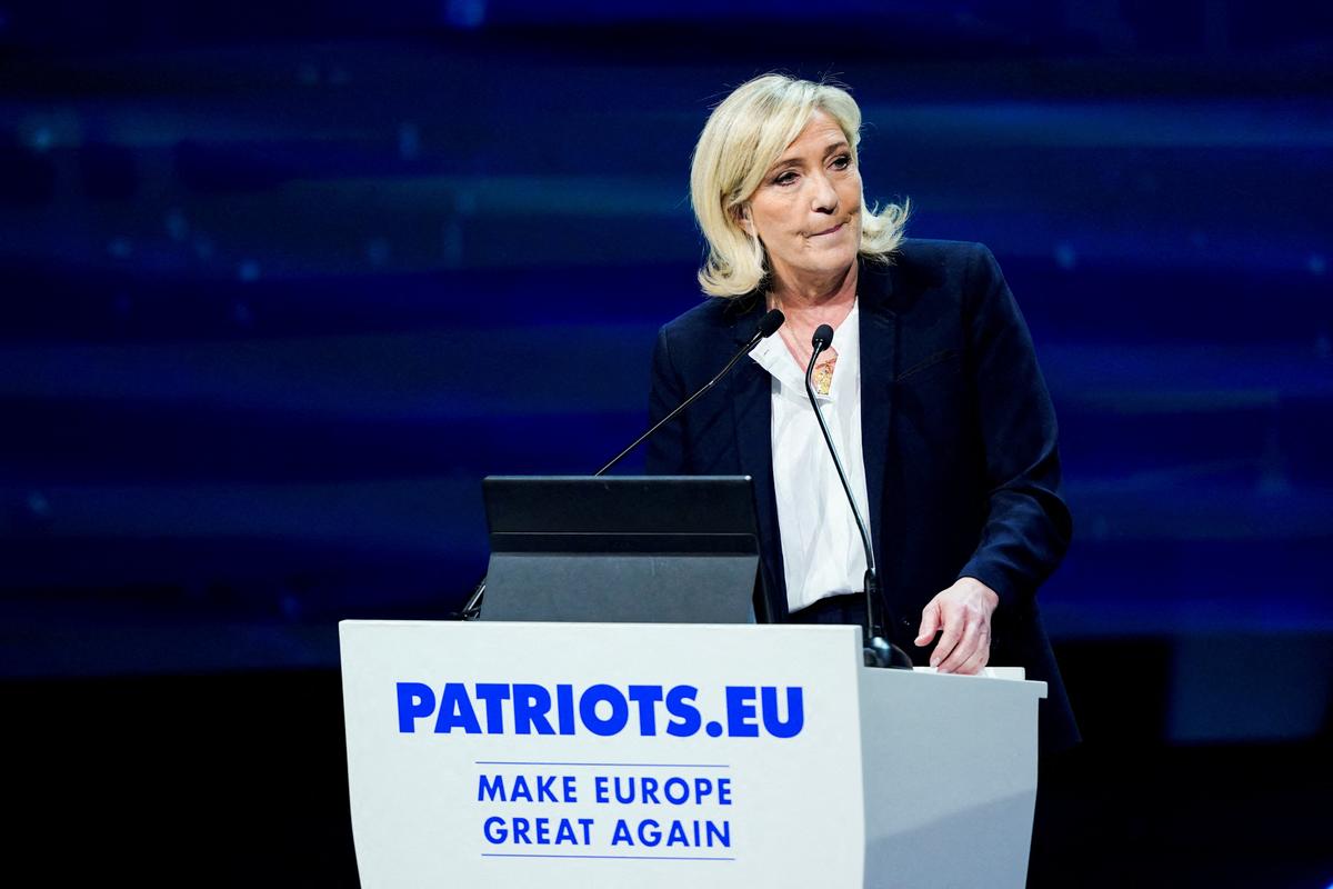 French Court Clears Way for Le Pen to Run in 2027 Presidential Race