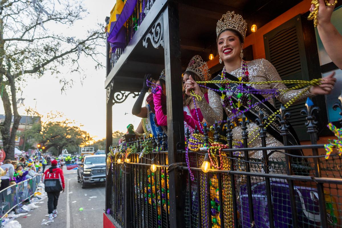 New Orleans Rushes to Rework Mardi Gras Celebrations in Face of Storm and Twister Warnings
