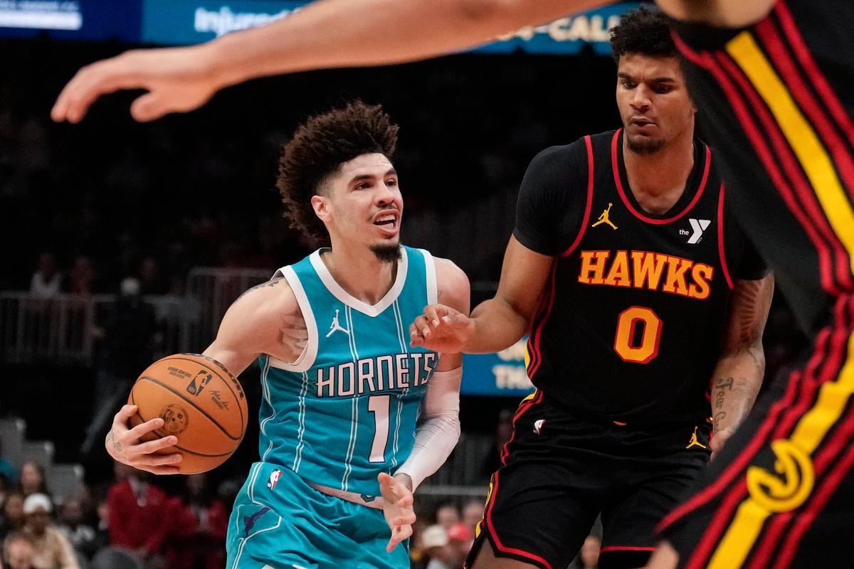 Trae Young Makes All 21 Free Throws and Scores 35 Points in Hawks’ 123–110 Win Over Hornets