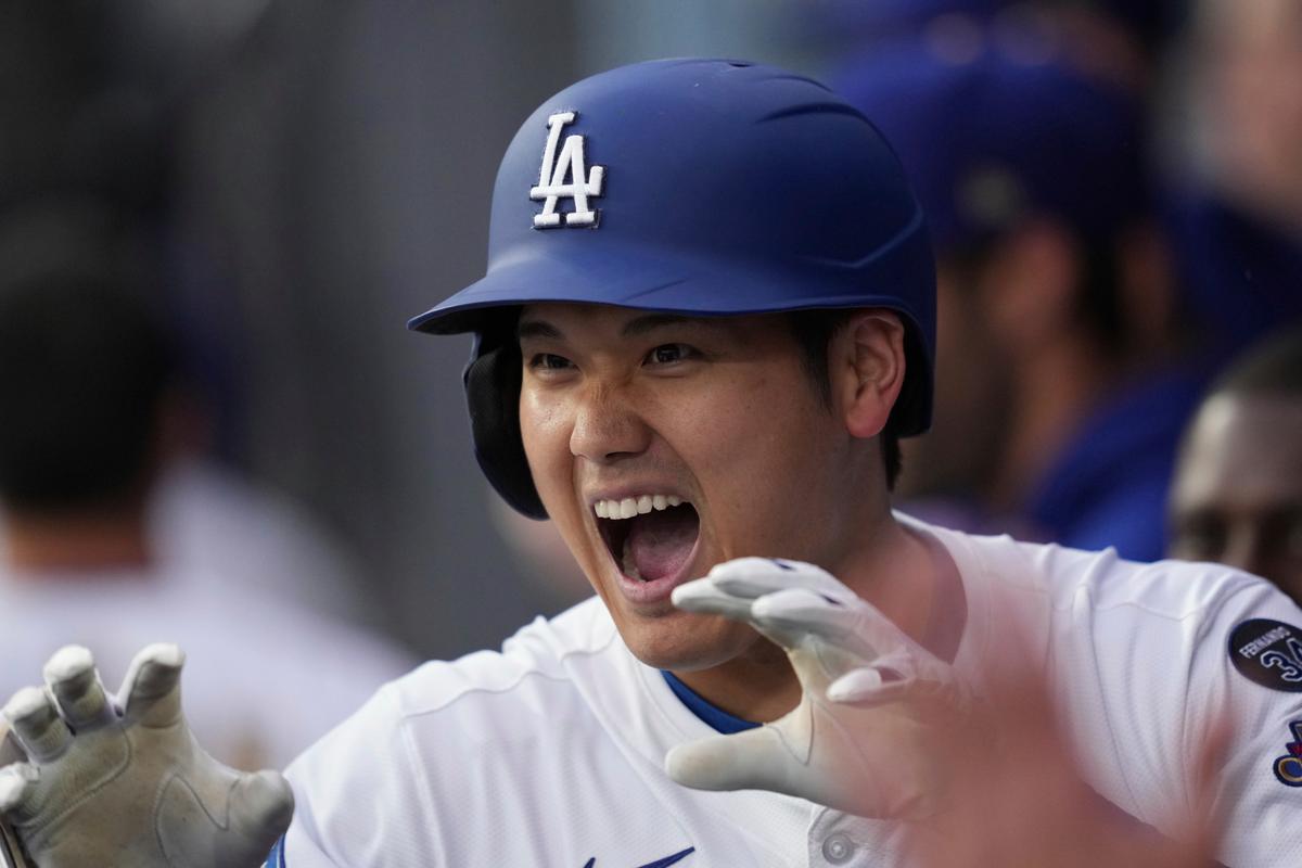 Shohei Ohtani Ramps up Throwing Program, but Roberts Says MVP Isn’t Close to Mound Debut for Dodgers