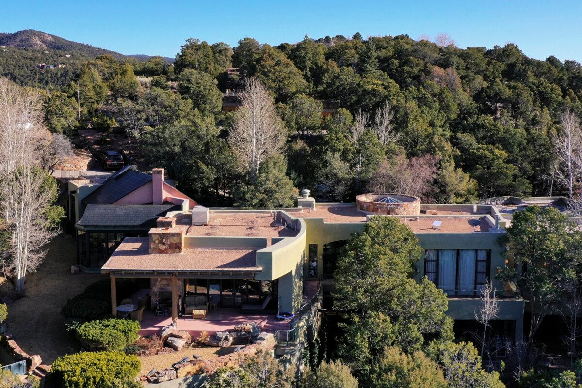 The house owned by Gene Hackman and his wife Betsy Arakawa in Santa Fe, N.M., on Feb. 27, 2025. (Roberto E. Rosales/AP Photo)