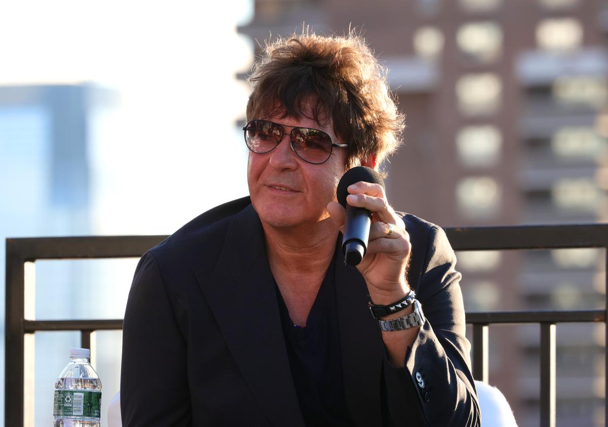 Blondie Drummer Clem Burke Dies at 70 After Cancer Battle