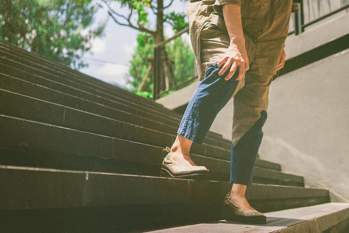 Strength Training and Yoga Reduce Knee Osteoarthritis Pain