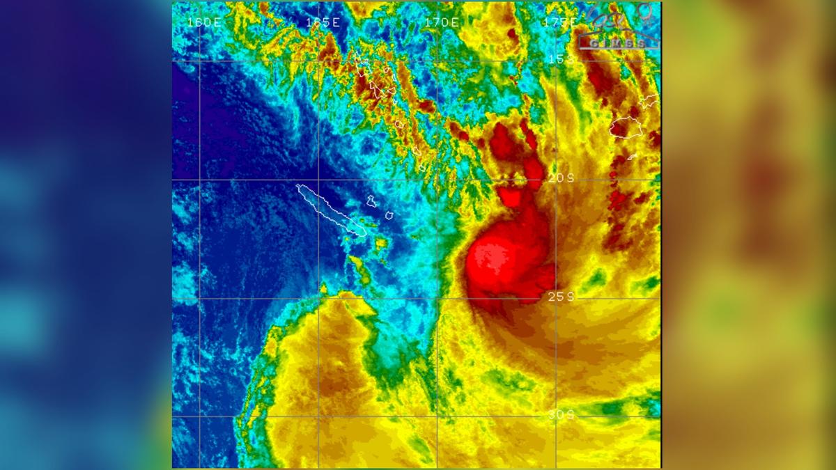 Cyclone Tam Leaves 24,000 Homes in the Dark Across New Zealand