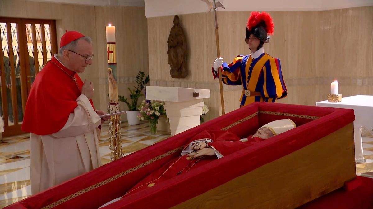 Pope Francis’s Body Placed in St. Peter’s Basilica for Public Viewing