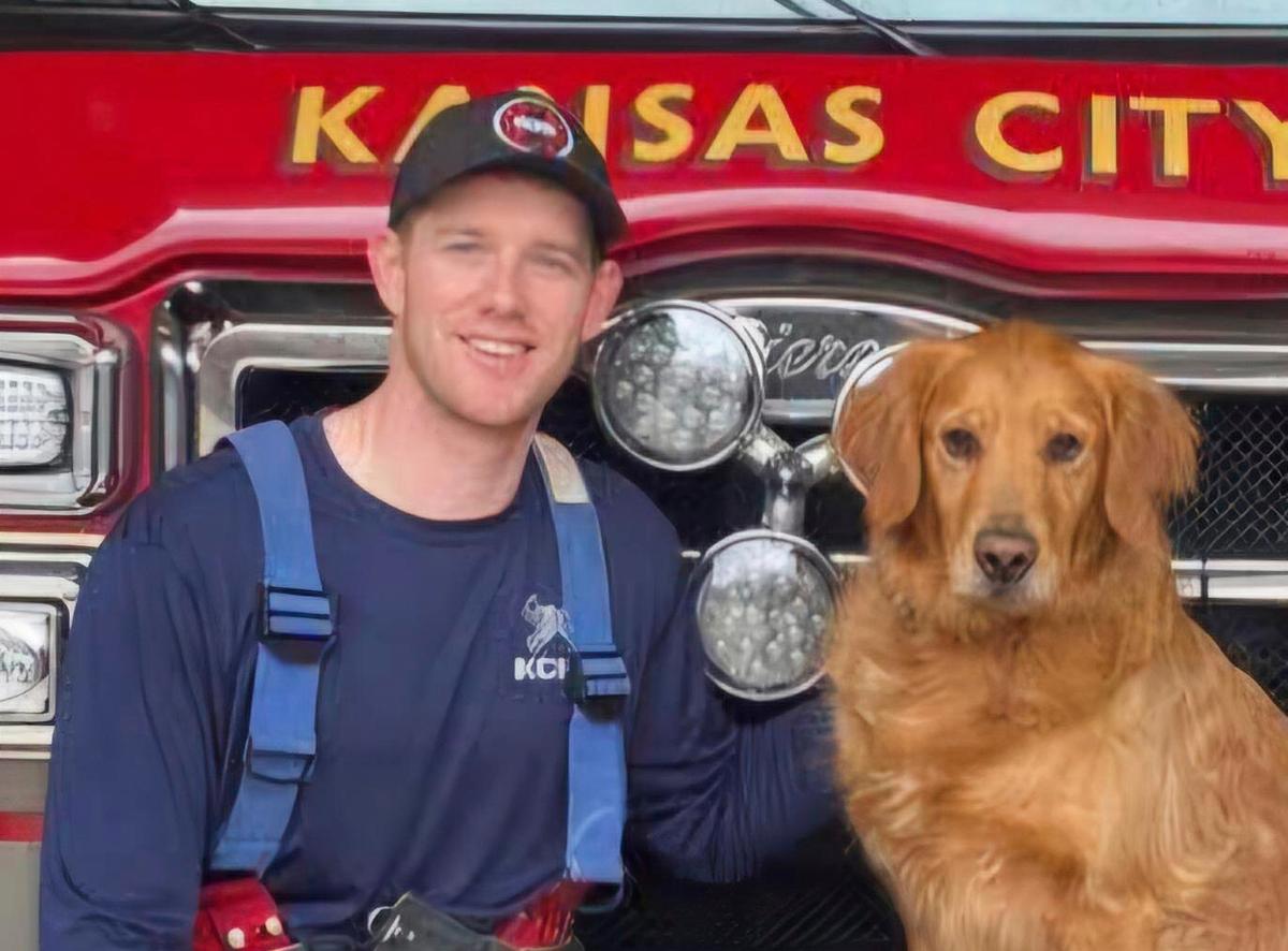 Paramedic Stabbed to Death by Patient During Ambulance Ride to Hospital