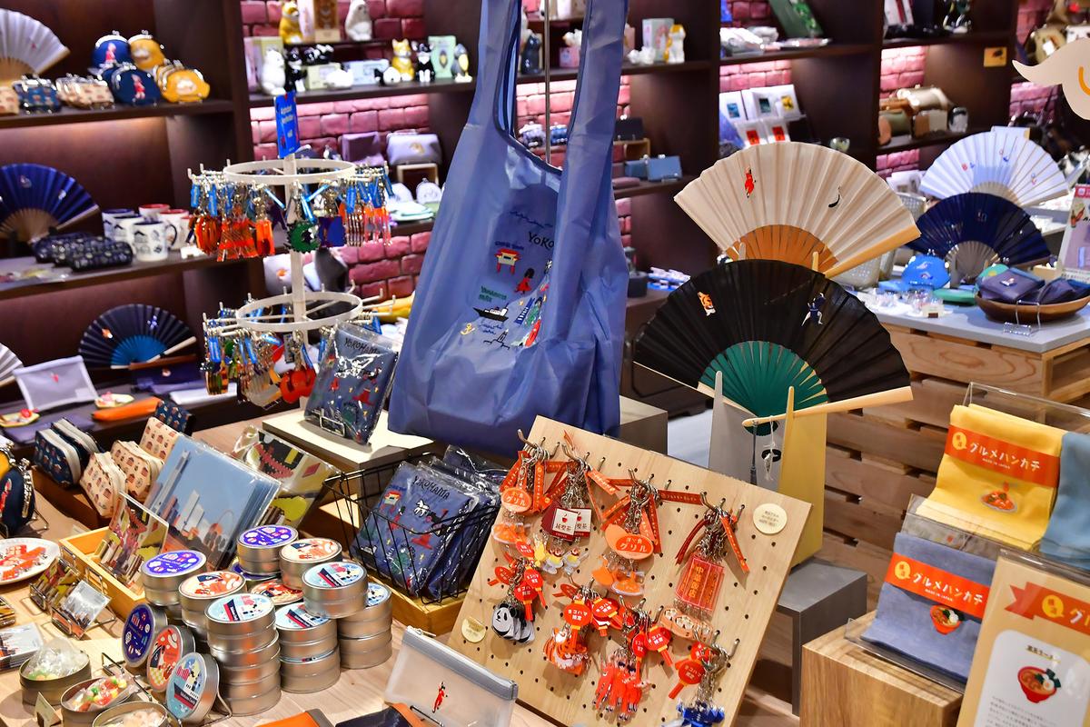 The Yokohama Red Brick Warehouse hosts seasonal markets, exhibitions, and festivals throughout the year. (Pack-Shot/Shutterstock)
