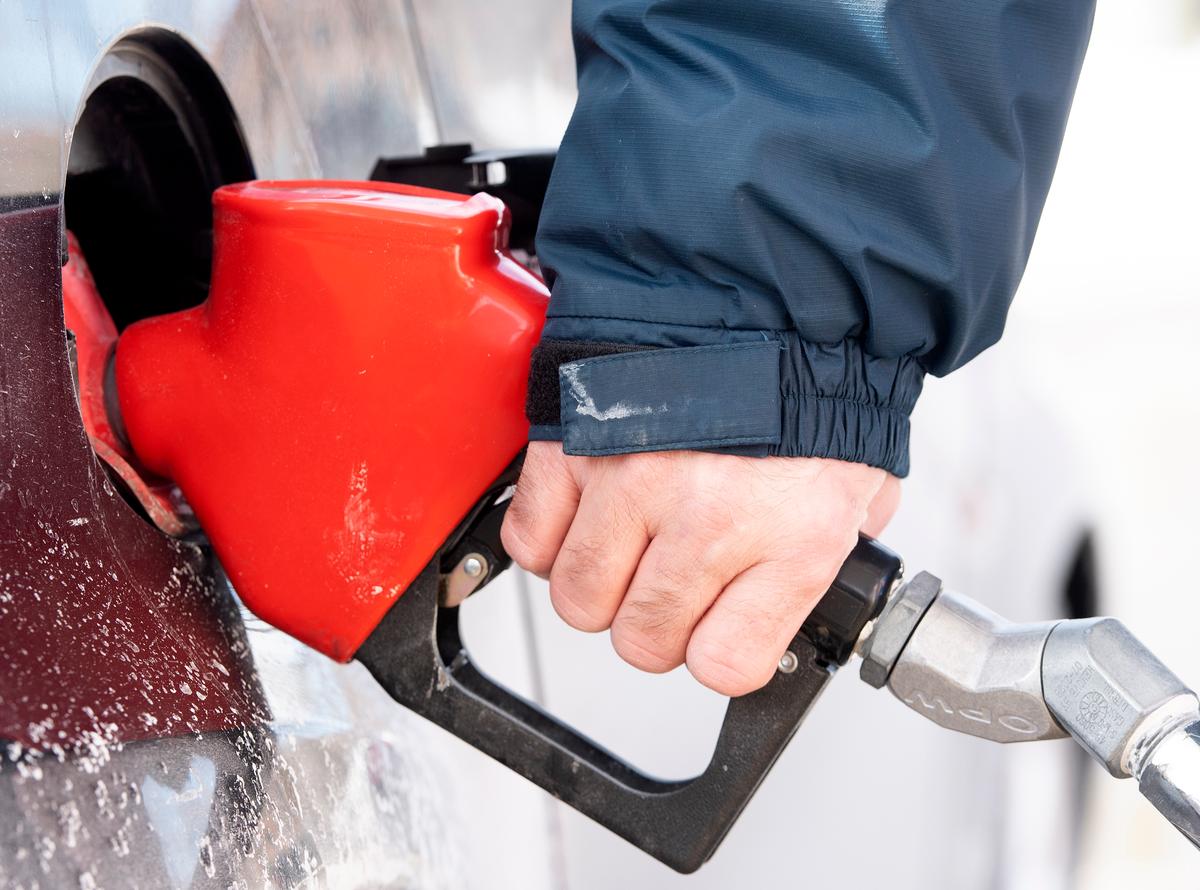 Most Quebecers Want Province’s Carbon Tax Removed: Poll