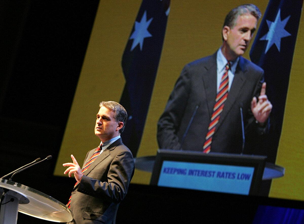 Former Australian Deputy Prime Minister John Anderson speaks at an election campaign launch in Brisbane, Australia, on Sept. 26, 2004. (Torsten Blackwood/AFP via Getty Images)