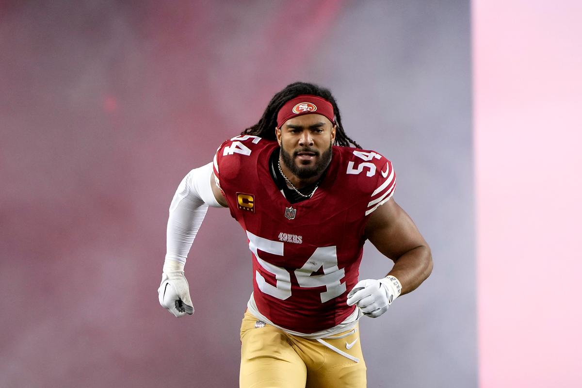 49Ers Sign LB Warner to Massive Extension