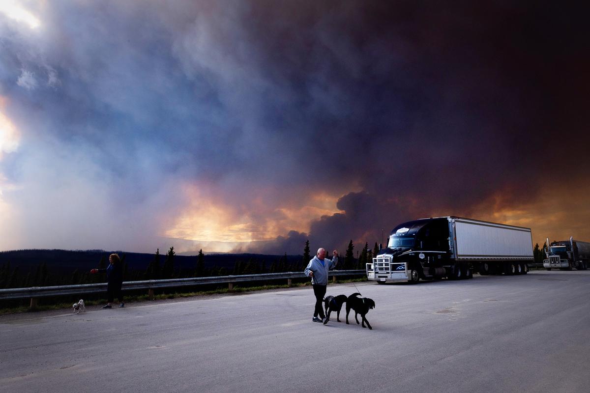 Sask. Premier Moe Seeks US Help as Wildfires Rage Across Western Provinces